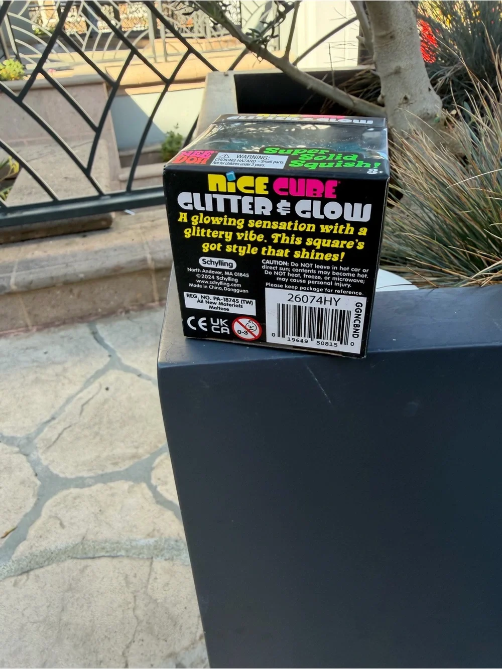 NIB Nice Cube Glitter & Glow Super Solid Squish - Blue